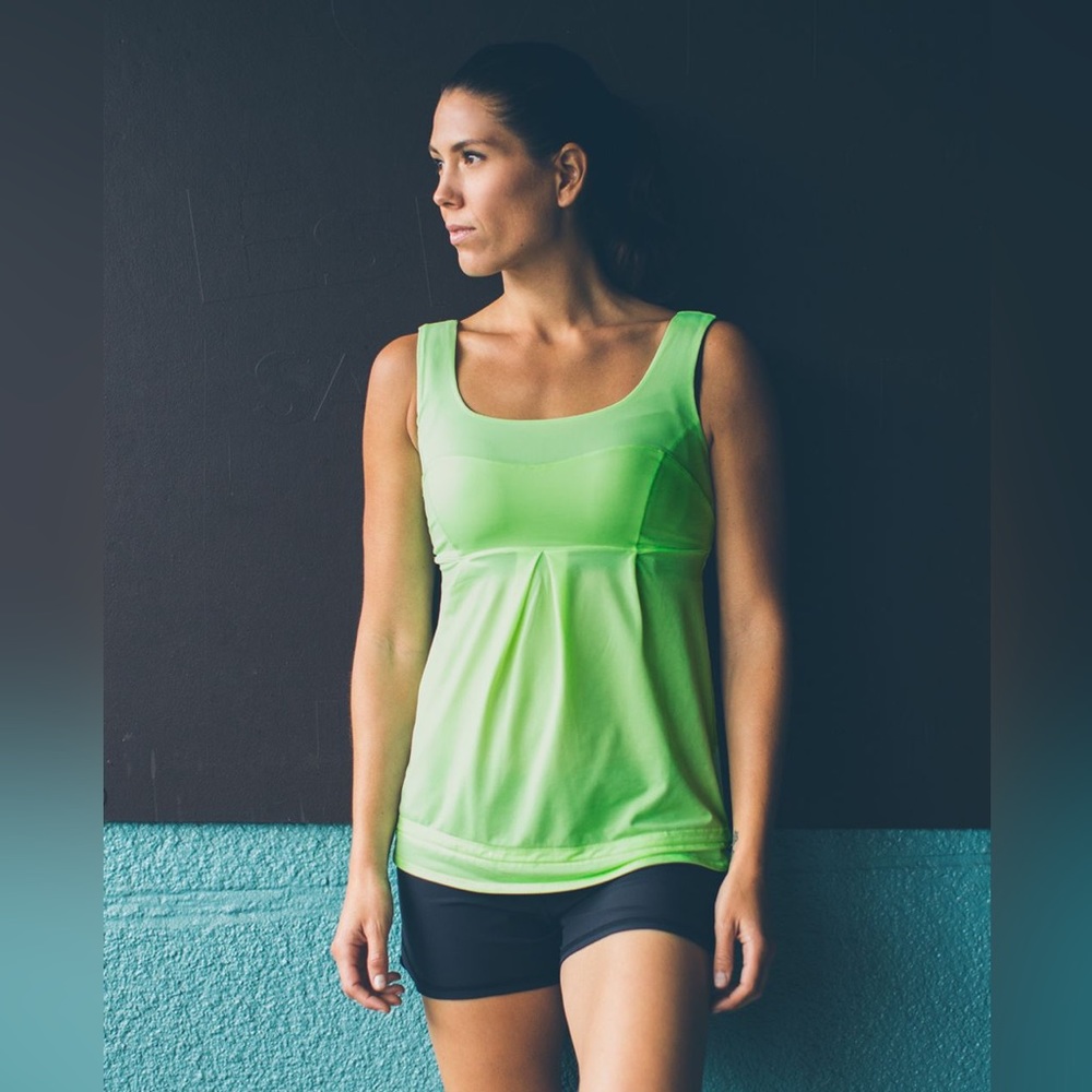 Lululemon Elevate Tank - Clear Mint - Size 8